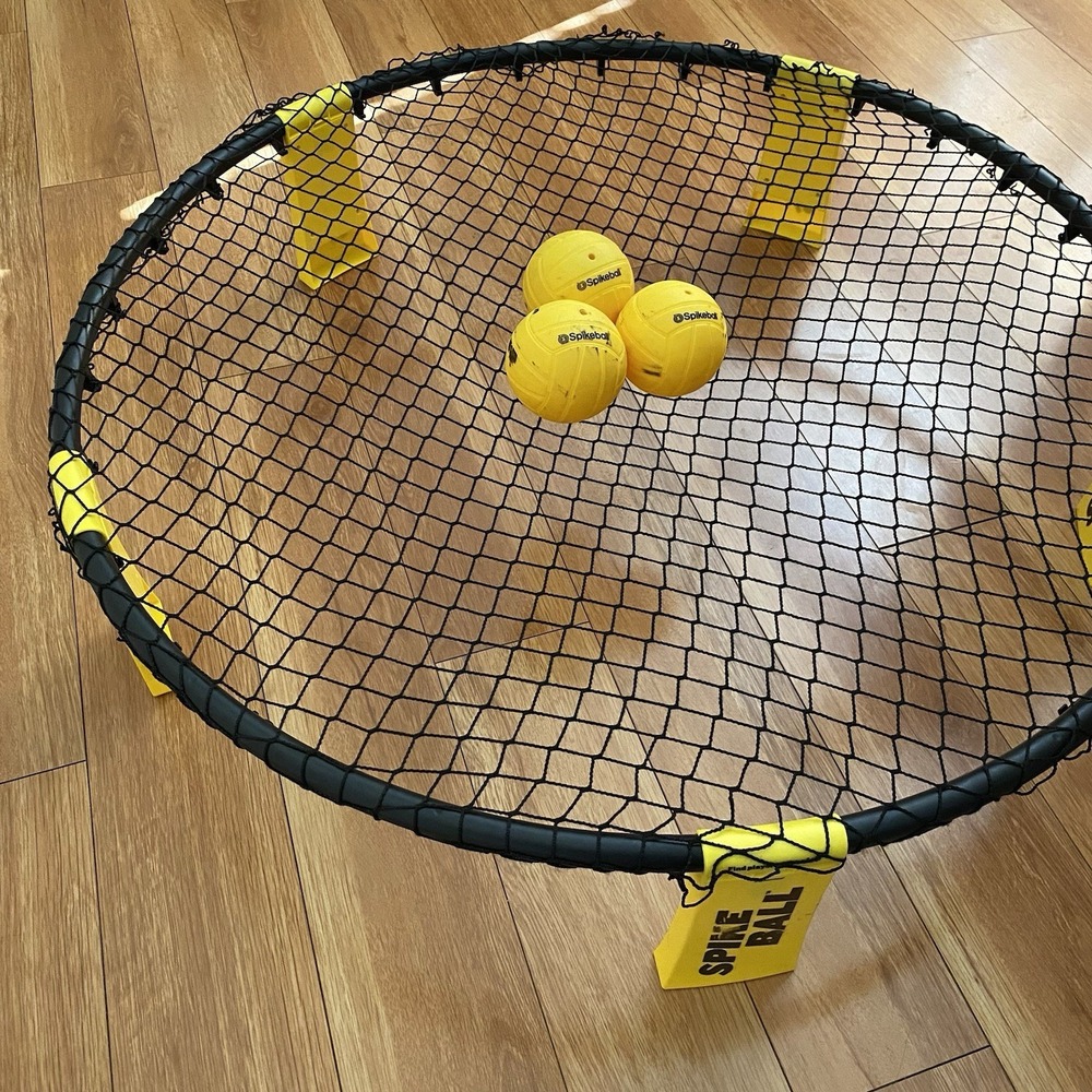 Spikeball 3 Ball Original Roundnet Game Set - Includes 3 Balls Net & Bag Used - Picture 5 of 7